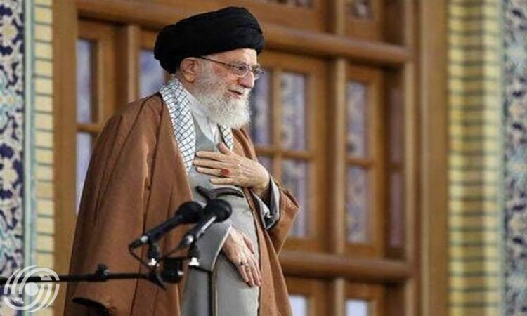 قائد الثورة الاسلامية يلقي كلمة في الصحن الرضوي الشريف بمناسبة راس السنة الشمسية
