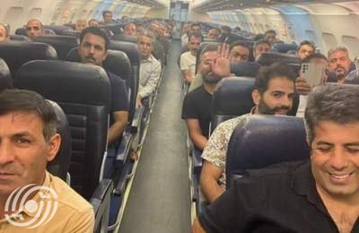 عودة 65 مواطنا إيرانيا إلى البلاد تم إجلاؤهم من السودان