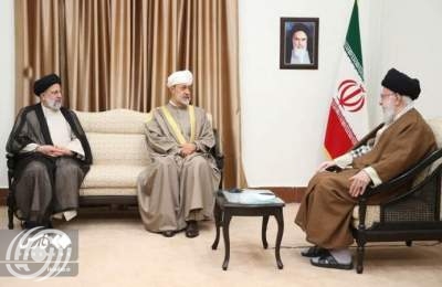 إستقبال قائد الثورة الاسلامية لسلطان عمان  