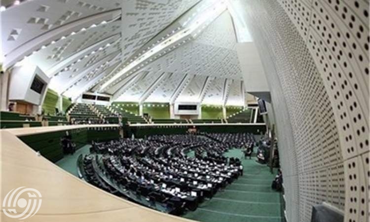 ما هي المعلومات التي سربها عميل زمرة المنافقين في البرلمان الإيراني؟