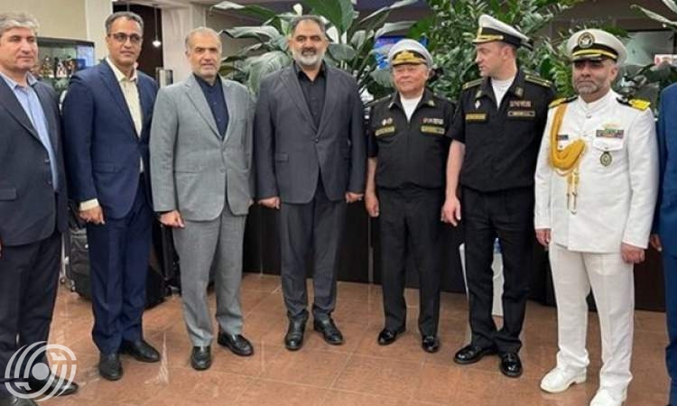 قائد البحرية الايرانية يزور روسيا