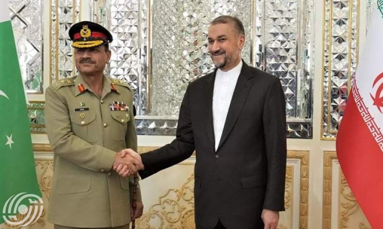 قائد الجيش الباكستاني: نحن جادون في التعاون مع إيران في محاربة الإرهاب