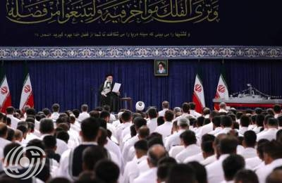 قائد الثورة الإسلامية: لا قيود على الملاحة في البحار  