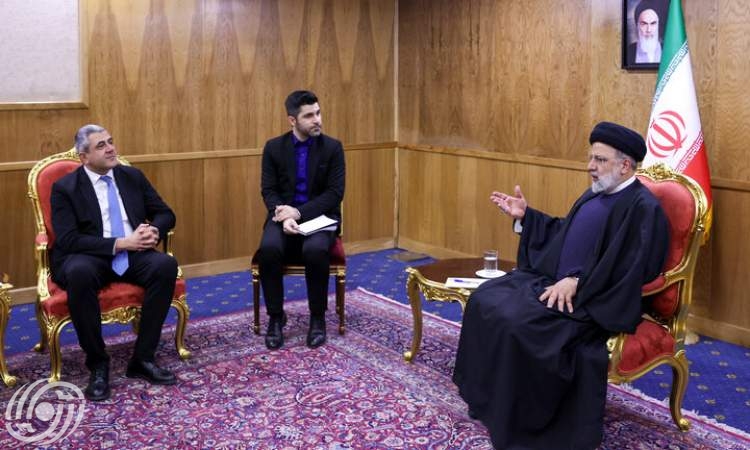 الرئيس الإيراني يؤكد على ضرورة معرفة معالم إيران السياحية من قبل منظمة السياحة العالمية