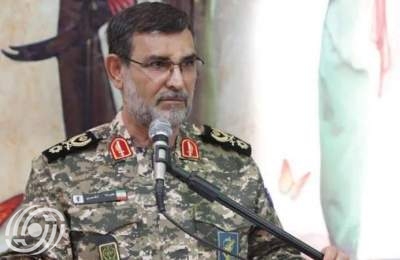 قائد بحرية الحرس الثوري : اليمن لديه شعب مستقل لا يأتمر بأمر أحد
