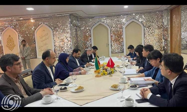 ايران والصين تدعوان للتعاون لحماية البيئة وتطوير الطاقات المتجددة
