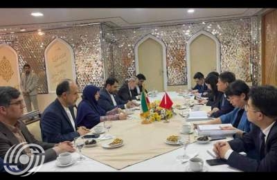 ايران والصين تدعوان للتعاون لحماية البيئة وتطوير الطاقات المتجددة