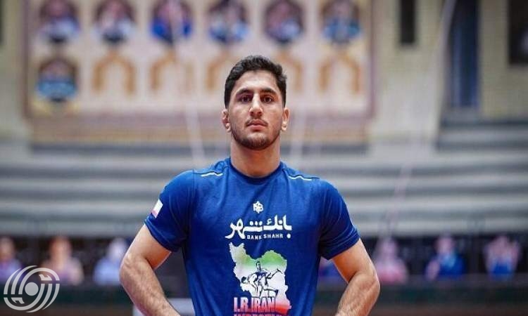 البطولة الآسيوية للشباب..مصارع إيراني يفوز بالميدالية الذهبية