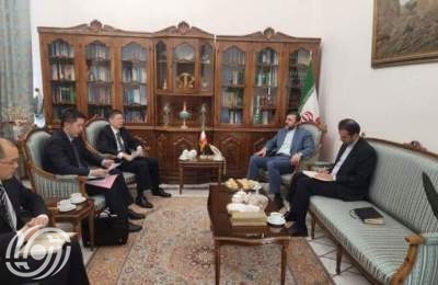 غريب آبادي یناقش مع سفیر الصین في طهران وجهات النظر حول قمة شنغهاي