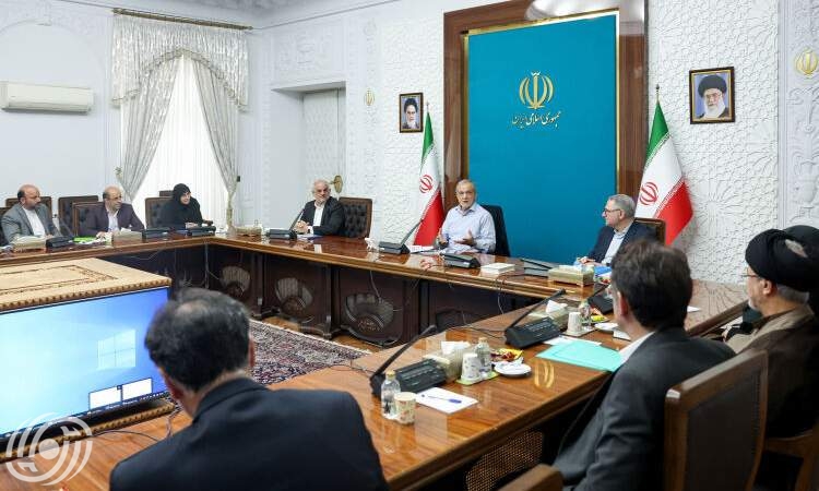الرئيس بزشكيان يؤكد على أهمية تجهيز المدارس وفقًا للمعايير العالمية