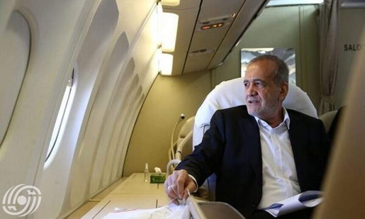 الرئيس الايراني يصل إلى بكين