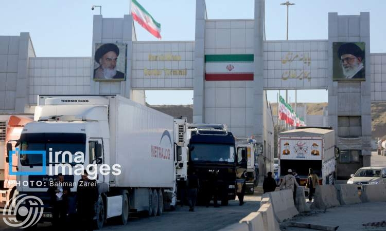 استئناف تصدير البضائع عبر معبر برويز خان الحدودي
