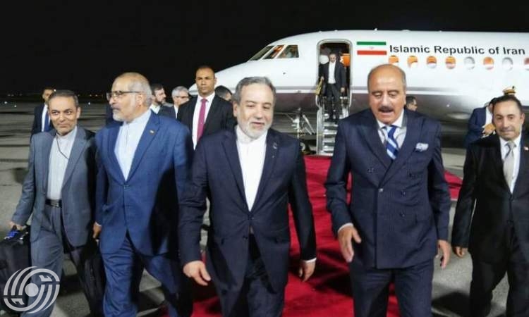 إيران وتونس تتفقان على إحياء التعاون الاقتصادي والسياحي