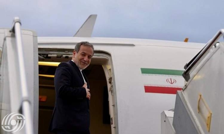 وزير الخارجية الایرانی يغادر طهران متوجها إلى الدوحة