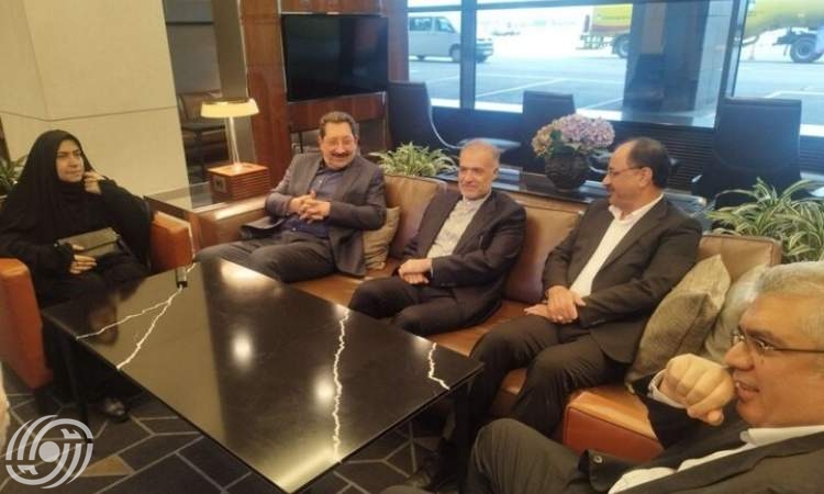 وزير الصناعة والمناجم والتجارة الايراني يصل إلى موسكو
