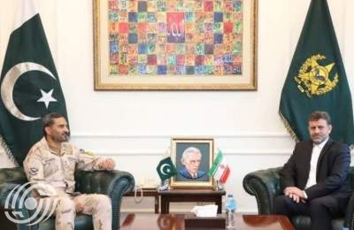 العميد كاكاوند يلتقي بقائد قوة مكافحة المخدرات الباكستانية
