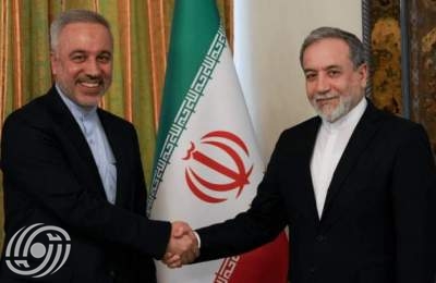 القنصل الجديد للجمهورية الإسلامية الإيرانية في هونغ كونغ يلتقي عراقجي