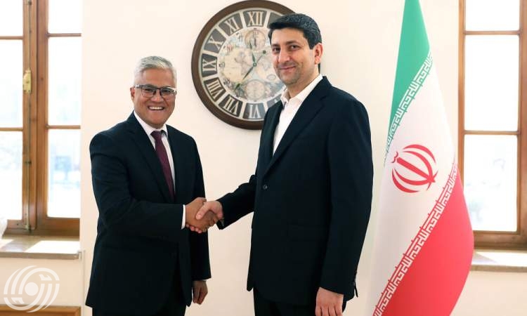 تطوير التعاون بین إيران وإندونيسيا