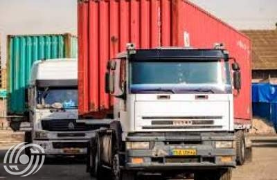 إجراءات جديدة من الجمارك الإيرانية لحل مشكلة الشاحنات المتوقفة في الأراضي التركية