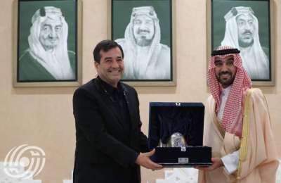 لقاء وزيرا الرياضة الإيراني والسعودي في الرياض لقاء وزيرا الرياضة الإيراني والسعودي في الرياض