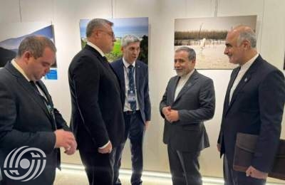 محافظ أستراخان يلتقي عراقجي