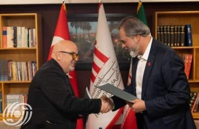 ايران وتركيا توقعان اتفاق للتعاون في المجال السينمائي