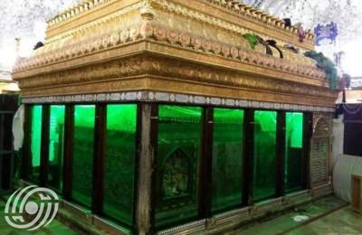 طلاء ضريح أمير المؤمنين علي بن أبي طالب (ع) بتقنية ايرانية طلاء ضريح أمير المؤمنين علي بن أبي طالب (ع) بتقنية ايرانية