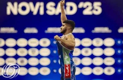 مصارع إيراني يحرز لقب بطولة العالم بالمصارعة اليونانية الرومانية مصارع إيراني يحرز لقب بطولة العالم بالمصارعة اليونانية الرومانية