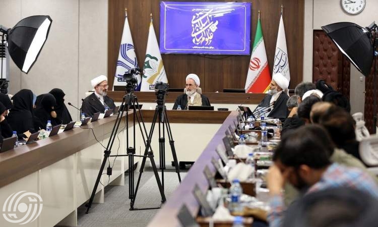 مدير الحوزات العلمية: العلوم الإنسانية الإسلامية أساس وروح بيان الخطوة الثانية للثورة مدير الحوزات العلمية: العلوم الإنسانية الإسلامية أساس وروح بيان الخطوة الثانية للثورة